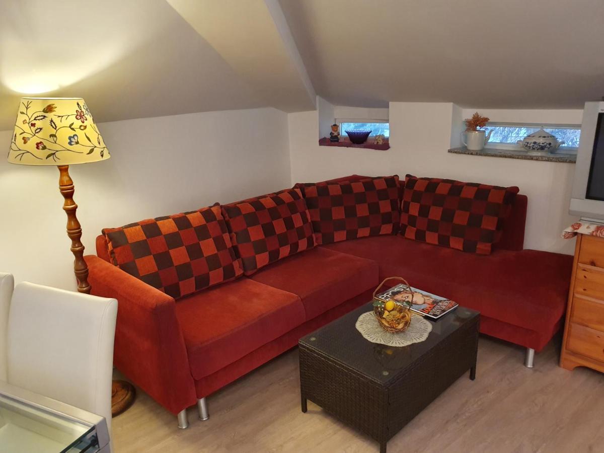 Karmelita Boutique Apartman Sopron Exteriör bild